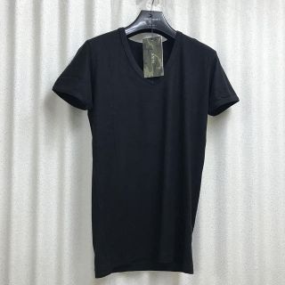 エイケイエム(AKM)のウリエル様専用　新品タグ付 AKM DUAL WARM Vネック XL 1piu(Tシャツ/カットソー(半袖/袖なし))