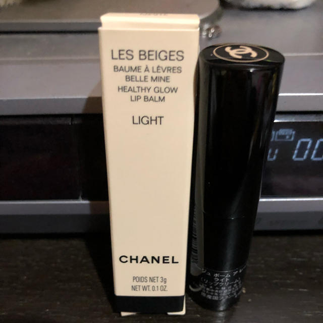 CHANEL(シャネル)のシャネル レ ベージュ ボーム ア レヴール ライト リップクリーム サンプル付 コスメ/美容のスキンケア/基礎化粧品(リップケア/リップクリーム)の商品写真