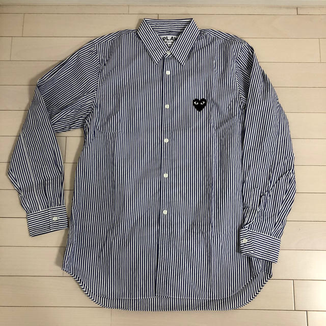 COMME des GARCONS(コムデギャルソン)の【BOLT様専用】M コムデギャルソン PLAY 長袖　ストライプ　シャツ メンズのトップス(シャツ)の商品写真