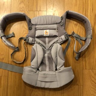 エルゴベビー(Ergobaby)のエルゴベビー　オムニ360  クールエアー  シルバー(抱っこひも/おんぶひも)