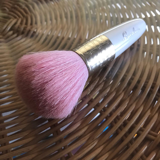 GUERLAIN(ゲラン)のゲラン☆チークブラシ☆メテオリット☆ コスメ/美容のコスメ/美容 その他(その他)の商品写真