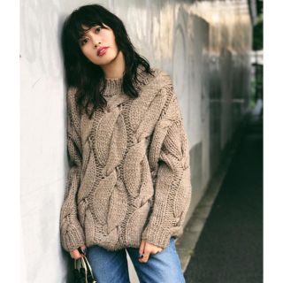 マウジー(moussy)のmoussy HAND KNIT ベージュ(ニット/セーター)