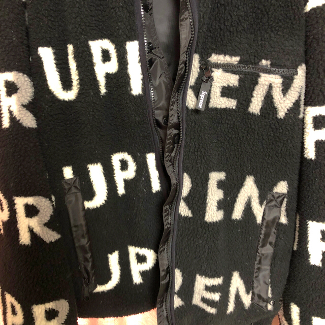 Supreme(シュプリーム)のシュプリーム  Reversible Logo Fleece Jacket メンズのジャケット/アウター(ブルゾン)の商品写真