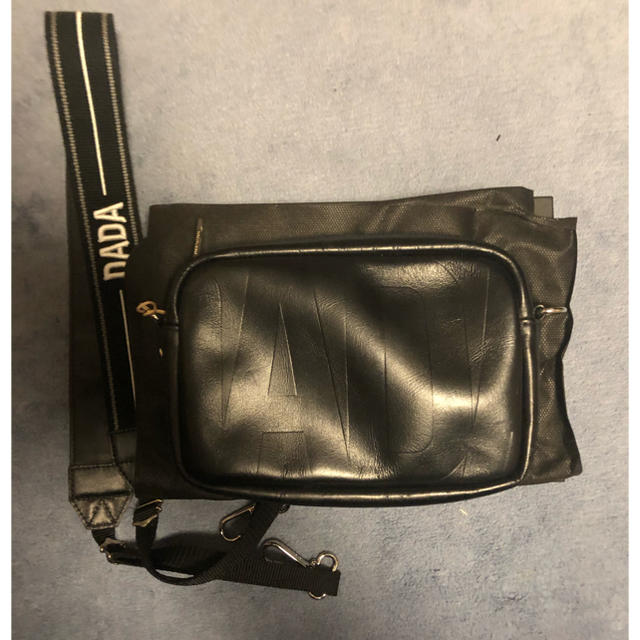 CHRISTIAN DADA(クリスチャンダダ)のchristian dada  ショルダーバック 19SS メンズのバッグ(ショルダーバッグ)の商品写真