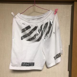 オフホワイト(OFF-WHITE)のoff-white ハーフパンツ 値下げ交渉可(ショートパンツ)