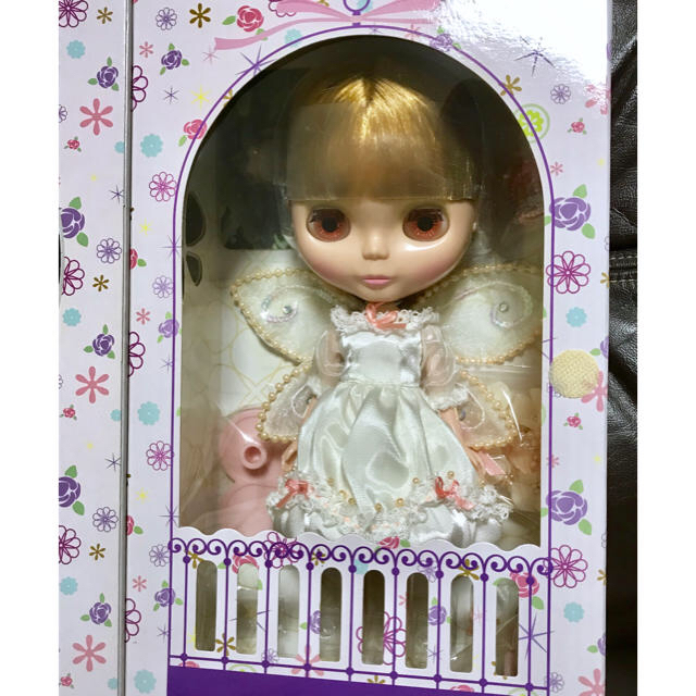 ネオブライス ホワイトマジック アフタヌーン 未開封 美品 ダンボール