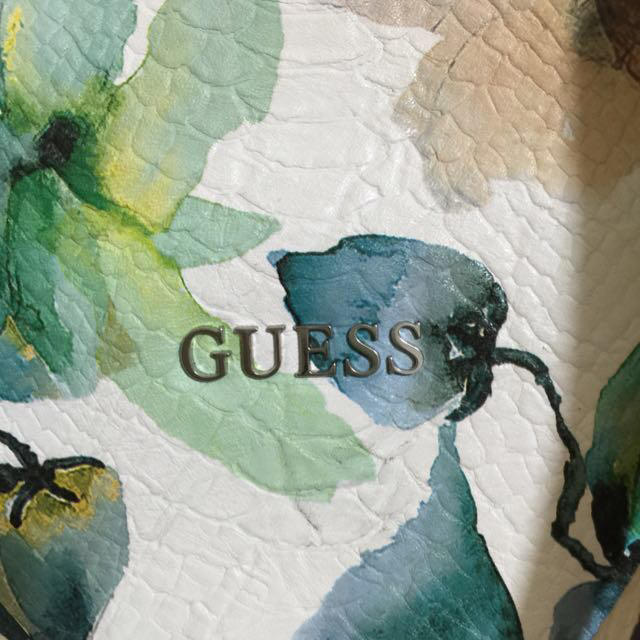GUESS(ゲス)のGUESS レディース バッグ レディースのバッグ(トートバッグ)の商品写真