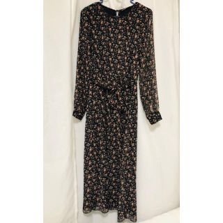 ザラ(ZARA)のZARA 花柄ワンピース👗(ロングワンピース/マキシワンピース)