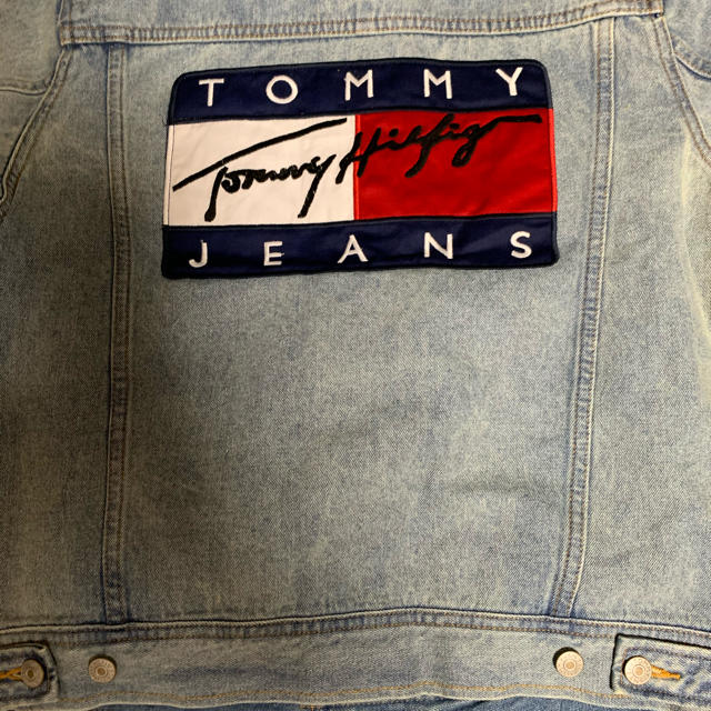 TOMMY(トミー)のTOMMY JEANS デニムジャケット Gジャン メンズのジャケット/アウター(Gジャン/デニムジャケット)の商品写真