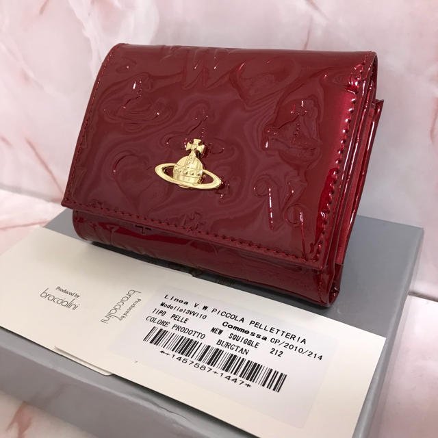 Vivienne Westwood(ヴィヴィアンウエストウッド)のエナメル赤がま口財布❤️ヴィヴィアンウエストウッド レディースのファッション小物(財布)の商品写真