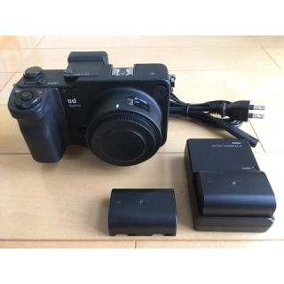 シグマ(SIGMA)のSIGMA SD Quattro ボディ 予備電池付き(ミラーレス一眼)