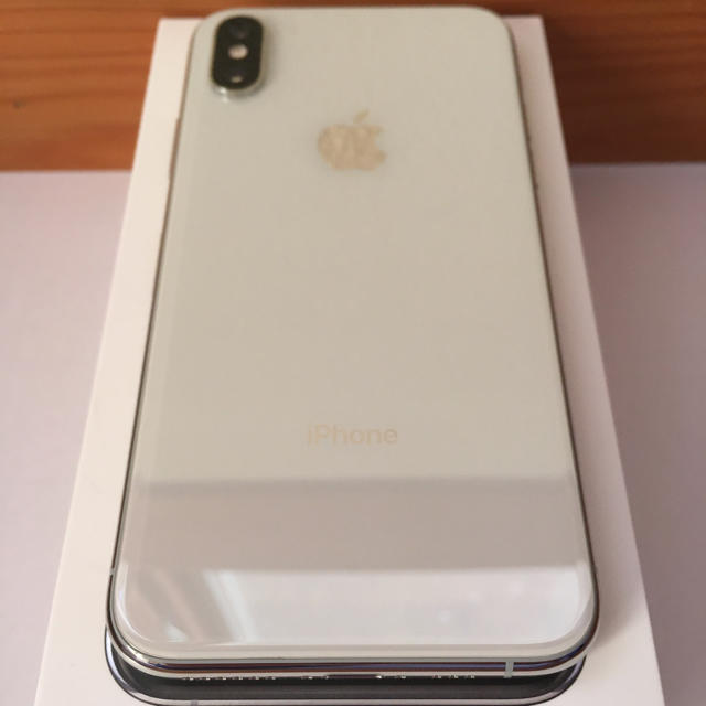 iPhone XS 64GB docomo SIMロック解除済み 美品 シルバー