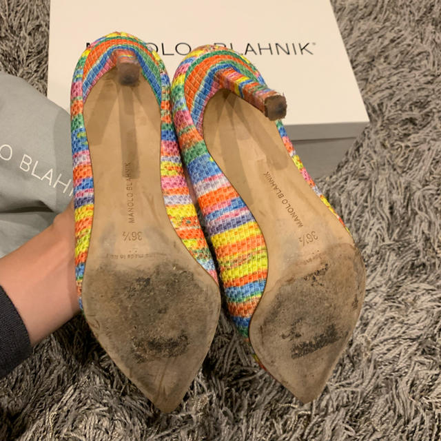MANOLO BLAHNIK(マノロブラニク)の激レア❤️マノロブラニク❤️海外セレブ着用レッドカーペット！デザイン❤️ レディースの靴/シューズ(ハイヒール/パンプス)の商品写真