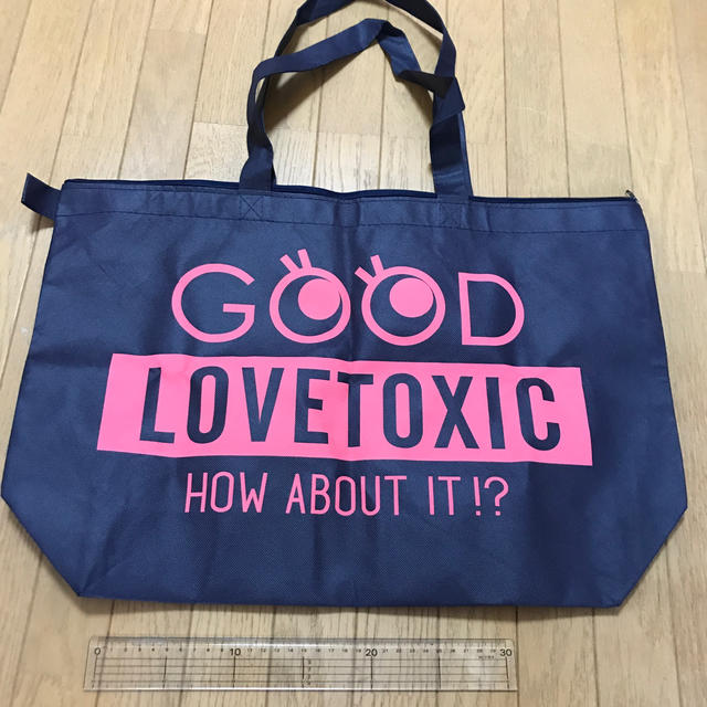 lovetoxic(ラブトキシック)のlovetoxic 福袋バック レディースのバッグ(ショップ袋)の商品写真