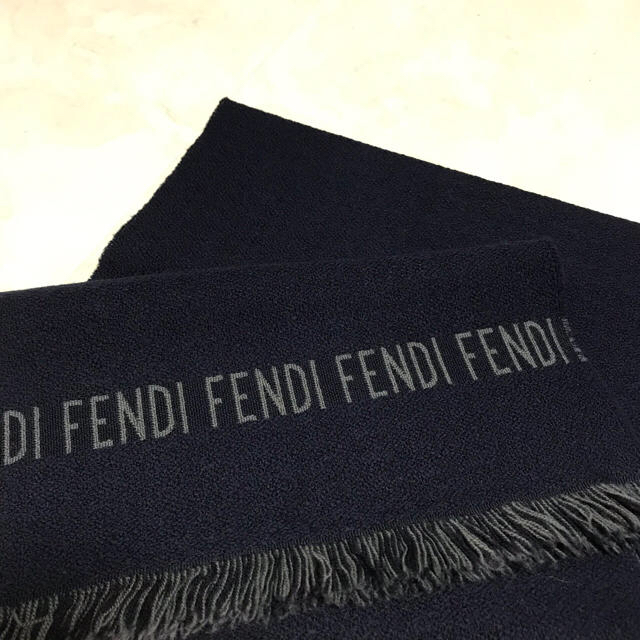 FENDI(フェンディ)のFENDI マフラー レディースのファッション小物(マフラー/ショール)の商品写真