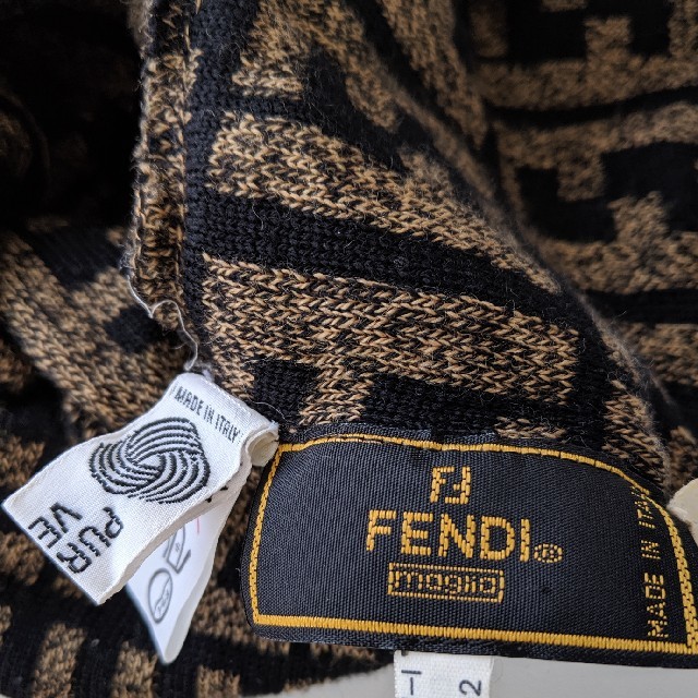 FENDIニット 値下げ