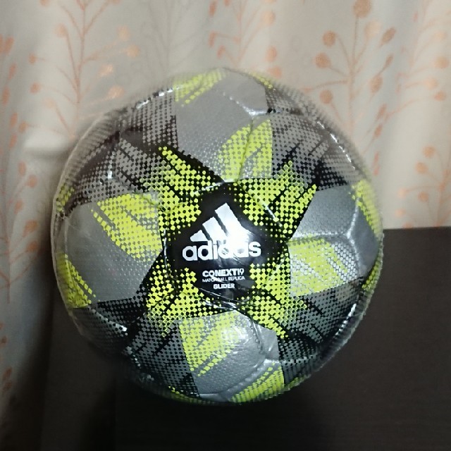 アディダス adidas サッカーボール SIZE5