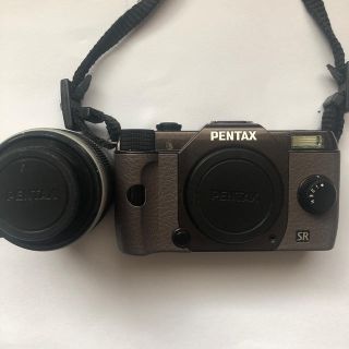 ペンタックス(PENTAX)のデジタル一眼カメラ PENTAX Q10(デジタル一眼)