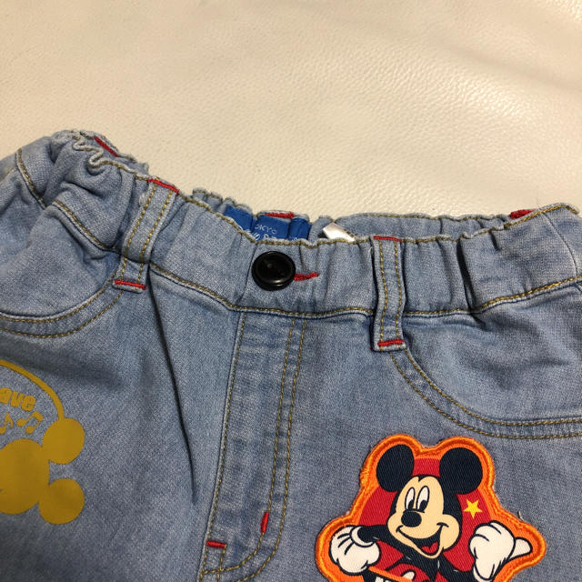 Disney(ディズニー)のデニム  ミッキー キッズ/ベビー/マタニティのキッズ服男の子用(90cm~)(パンツ/スパッツ)の商品写真