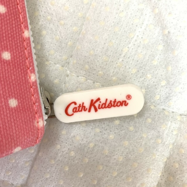 Cath Kidston(キャスキッドソン)の【未使用】Cath Kidston キャス・キッドソン  ポーチ ドット 水玉  レディースのファッション小物(ポーチ)の商品写真