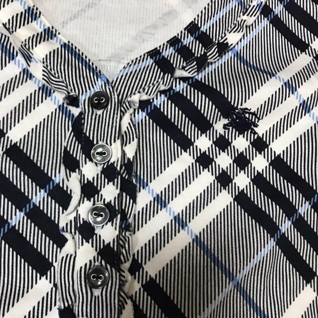 BURBERRY BLUE LABEL(バーバリーブルーレーベル)の値下げ！バーバリー ブルーレーベル　チェックTシャツ フリル レディースのトップス(Tシャツ(半袖/袖なし))の商品写真