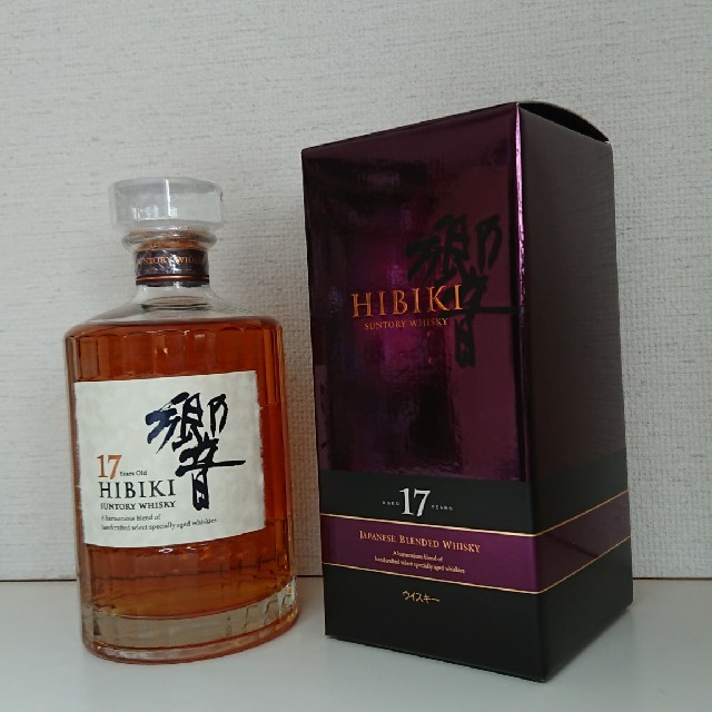 ウイスキー　サントリー　HIBIKI　旧ラベル響12年 700ml　未開栓