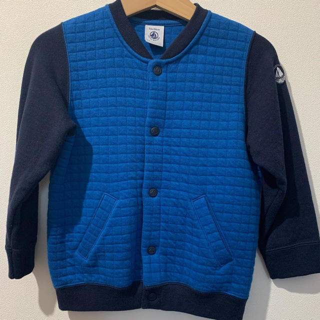 PETIT BATEAU(プチバトー)の【プチバトー 上着】24m/86cm キッズ/ベビー/マタニティのベビー服(~85cm)(ジャケット/コート)の商品写真