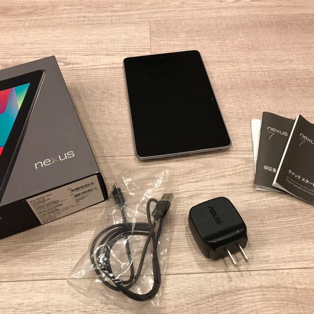 NEXUS7(ネクサス7)のASUS  nexus7 16GB スマホ/家電/カメラのPC/タブレット(タブレット)の商品写真