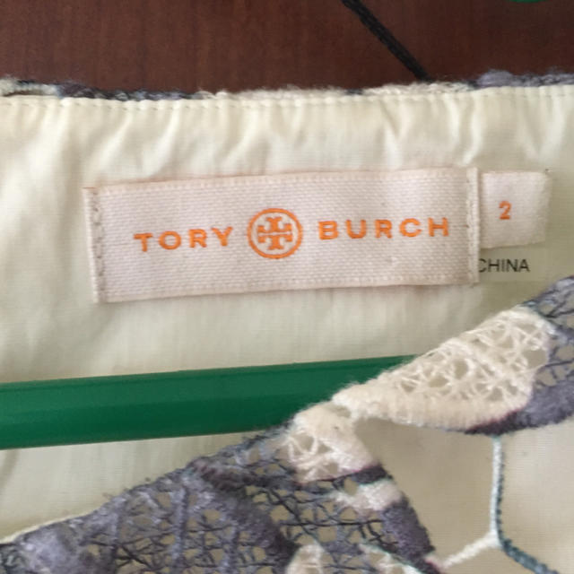 Tory Burch(トリーバーチ)のトリーバーチ レーストップス レディースのトップス(シャツ/ブラウス(半袖/袖なし))の商品写真