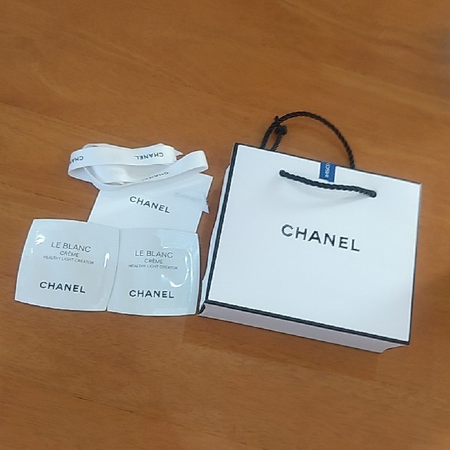 CHANEL(シャネル)のラ　クレーム　マン　(ＣＨＡＮＥＬ) コスメ/美容のボディケア(ハンドクリーム)の商品写真