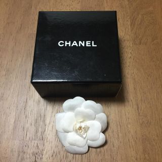 シャネル(CHANEL)のCHANEL  カメリア ヴィンテージ コサージュ(ブローチ/コサージュ)