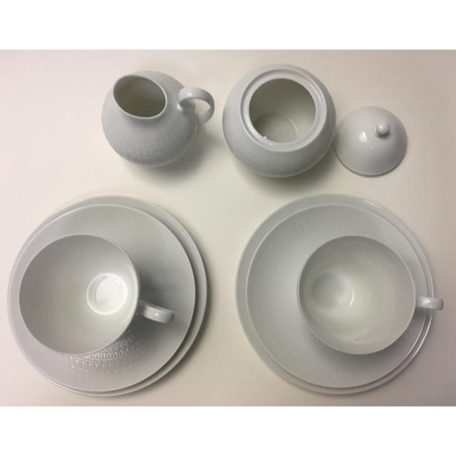 Rosenthal(ローゼンタール)の新品と美品 ローゼンタール  クラシックローズ セット インテリア/住まい/日用品のキッチン/食器(食器)の商品写真