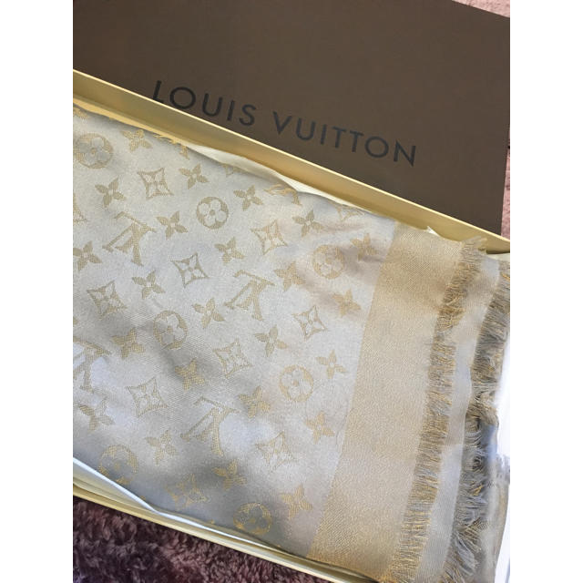 LOUIS VUITTON ショールモノグラムシャイン