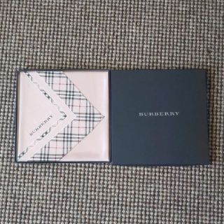 バーバリー(BURBERRY)のハンカチ BURBERRY 箱付(ハンカチ)