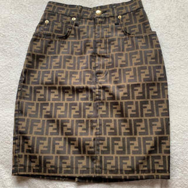 FENDI(フェンディ)のsmile様 専用FENDI フェンディ ズッカ スカート レディースのスカート(ミニスカート)の商品写真