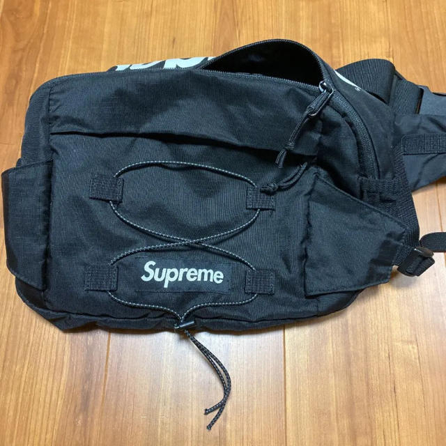 バッグsupreme ウエストバッグ　ブラック