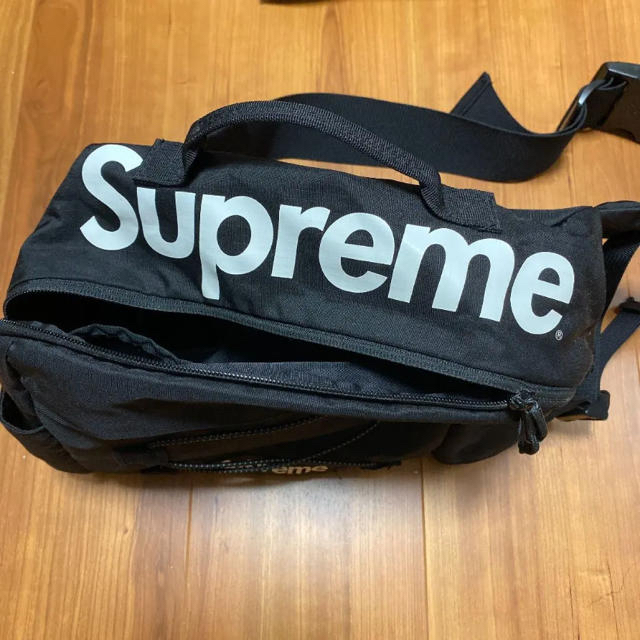 Supreme(シュプリーム)のsupreme ウエストバッグ　ブラック メンズのバッグ(ボディーバッグ)の商品写真