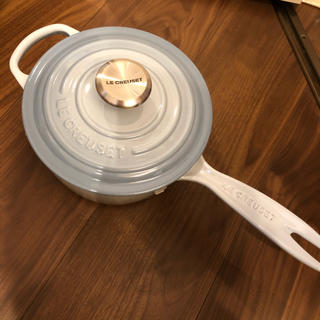 ルクルーゼ(LE CREUSET)の新品　ルクルーゼ   コースタルブルー　 シグニチャー ソースパン 16cm  (鍋/フライパン)