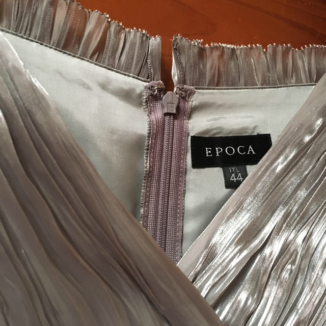 EPOCA(エポカ)のEPOCA シルバー キラキラ カクテルドレス レディースのフォーマル/ドレス(ミディアムドレス)の商品写真