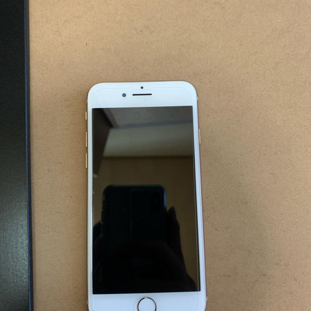 iPhone 8 64GB ゴールド