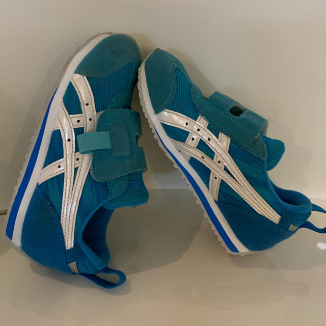 asics(アシックス)のアシックス  16.5cm キッズ/ベビー/マタニティのキッズ靴/シューズ(15cm~)(スニーカー)の商品写真