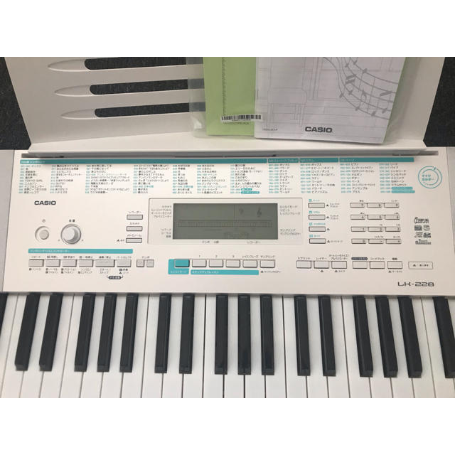 CASIO 電子ピアノ YAMAHA 光ナビゲーション付き 美品 LK-228 1