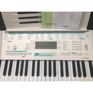 CASIO 電子ピアノ YAMAHA 光ナビゲーション付き 美品 LK-228