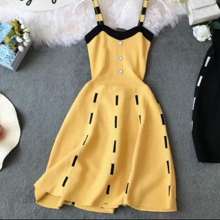 ザラ(ZARA)の美品♥️ ✤秋冬 ニットスパゲッティストラップドレス (ひざ丈ワンピース)