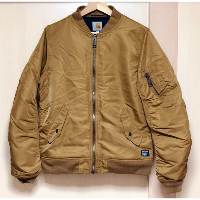 carhartt(カーハート)のCarhartt WIP  ma-1. サイズS  brown メンズのジャケット/アウター(ブルゾン)の商品写真