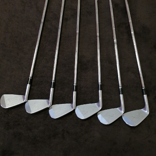 Srixon(スリクソン)の中古 名器 スリクソン アイアンセット Z545 DG S200 5-P スポーツ/アウトドアのゴルフ(クラブ)の商品写真