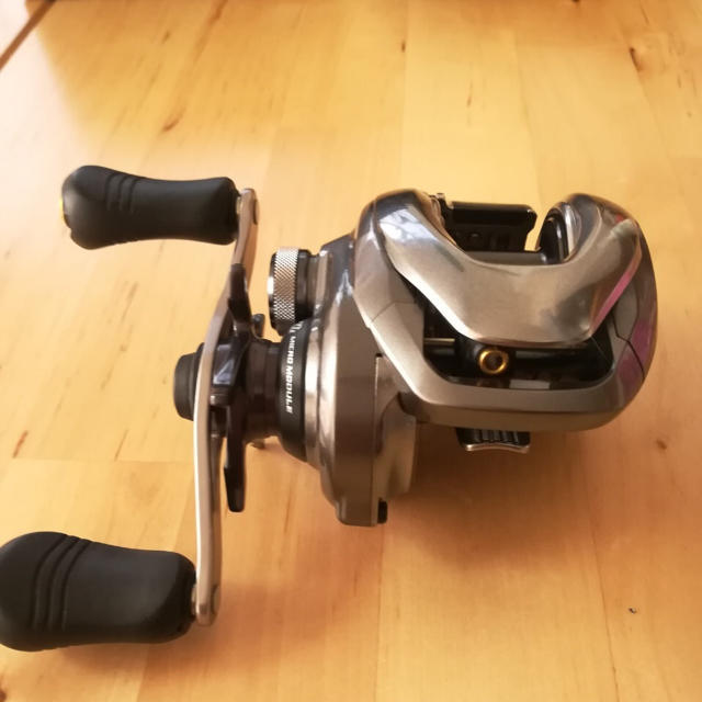 15メタニウムDC HG 右巻き シマノ SHIMANO