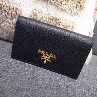 プラダ(PRADA)の正規品☆美品☆　サフィアーノ　カードケース　名刺入れ　黒　バッグ　財布　小物(名刺入れ/定期入れ)