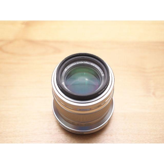 M.ZUIKO DIGITAL 45mm F1.8 純正保護フィルター付き M.ZUIKO DIGITAL 45mm F1.8 純正保護フィルター付き
