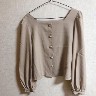 ダブルクローゼット(w closet)のいろいろボタンスクエアネックブラウス(シャツ/ブラウス(長袖/七分))